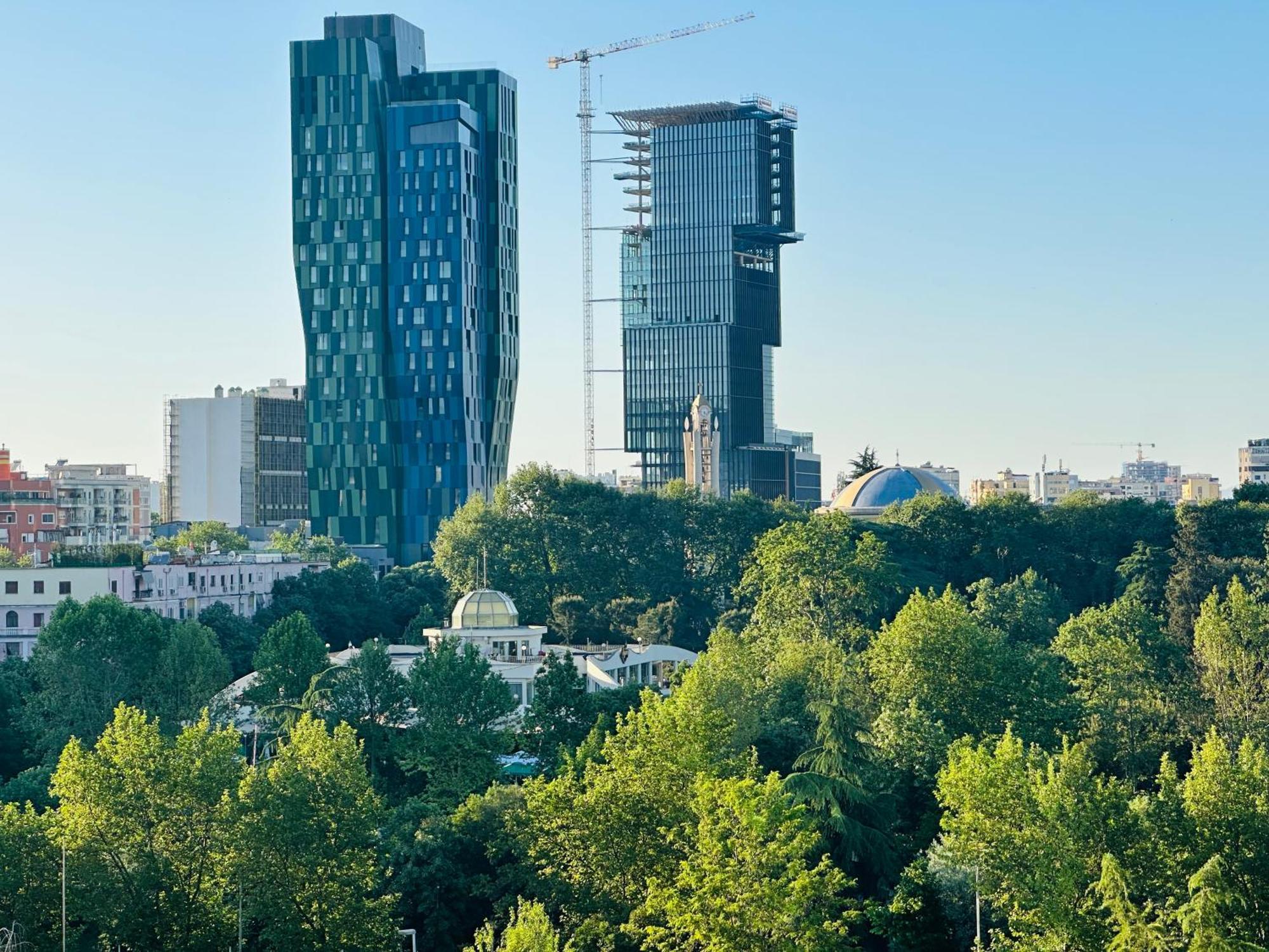 Amo Tower Tirana Center Daire Dış mekan fotoğraf